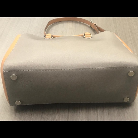 ❌SOLD❌Michael kors Sofia bag - Picture 2 of 8